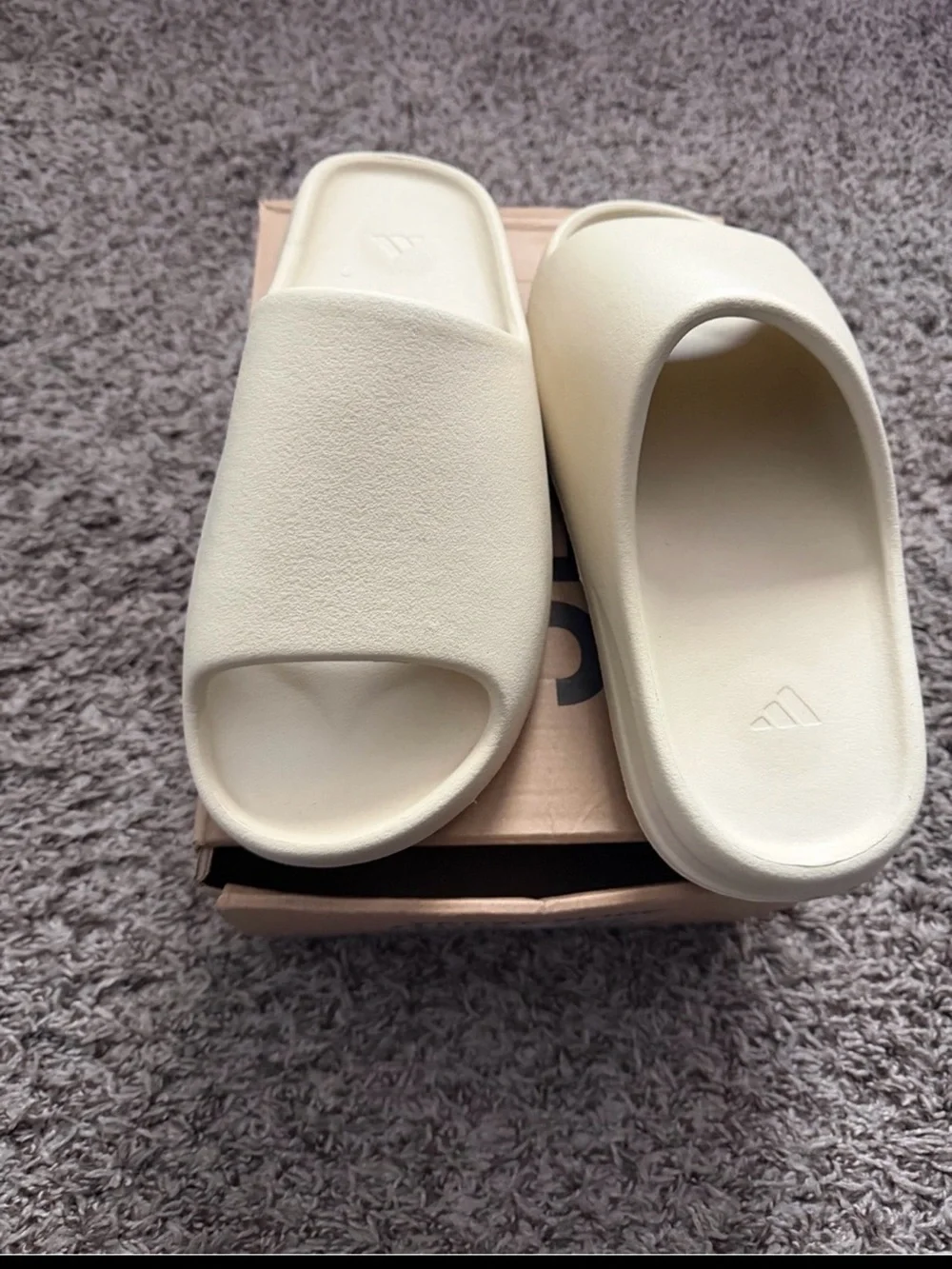 Yeezy minimal slip